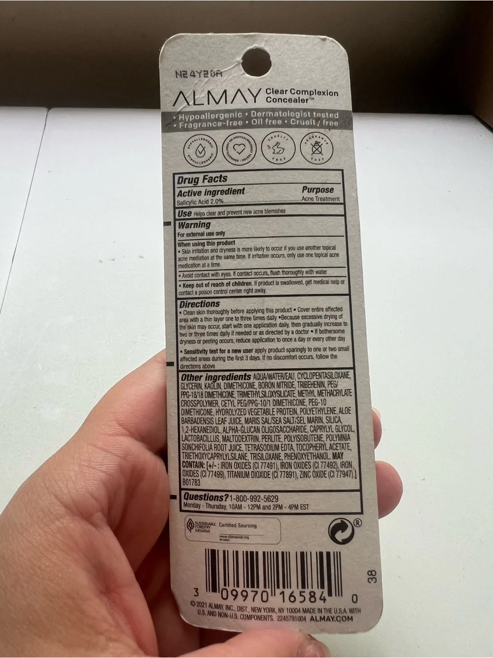 Almay Clear Complexion Concealer - Medium 300